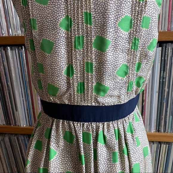 EUC LAUREN MOFFATT Silk Dress size 4 US - Picture 2 of 8